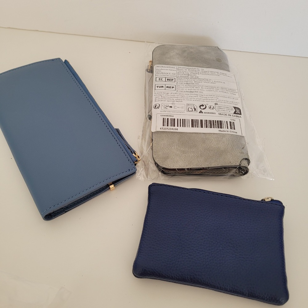Hello Kitty Wallet Bundle Lot Blue Grey Sanrio Bifold Coin Purse Phone Case NEW - Picture 2 of 2